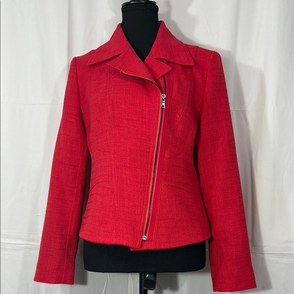 Tahari by Arthur S Levine Women's Red Asymmetrical Zip Blazer Size 8 - Picture 1 of 1